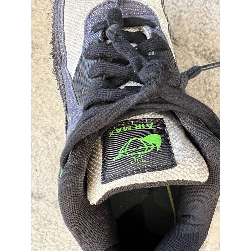 Nike Air Max 90‎ LTR SE Kids Size 6.5Y/Womens 8 Black Scream Green DN4376-001 - Picture 8 of 9